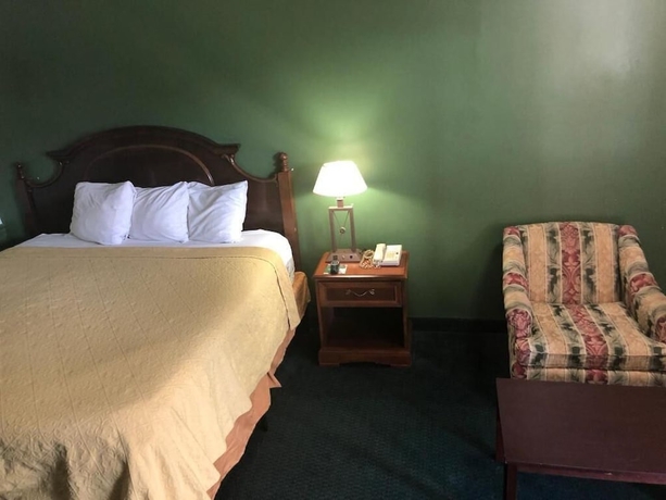Imagen de la habitación del Hotel Travelers Inn, Winston-Salem. Foto 7