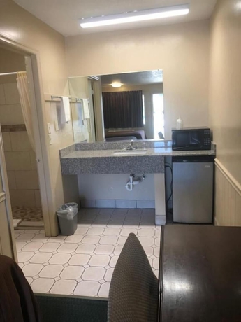 Imagen de la habitación del Hotel Travelers Inn, Winston-Salem. Foto 12