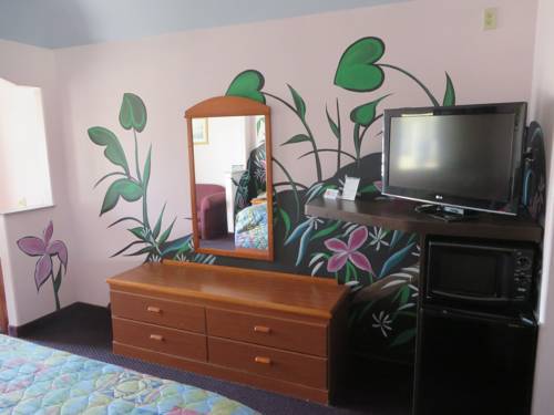 Imagen de la habitación del Hotel Travelers Inn and Suites Liberty. Foto 5