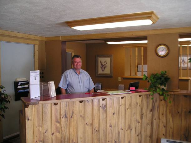 Imagen de los interiores del Hotel Traveler\'s Lodge. Foto 18