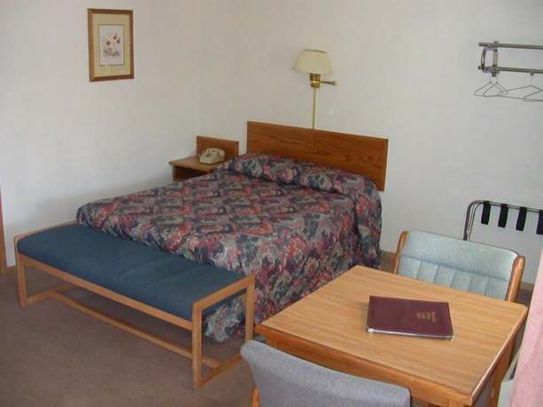 Imagen de la habitación del Hotel Traveler\'s Lodge. Foto 6