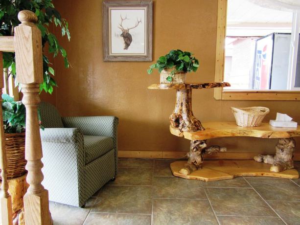 Imagen de los interiores del Hotel Traveler\'s Lodge. Foto 20