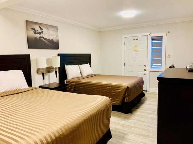 Imagen de la habitación del Hotel Travelers Motel. Foto 17