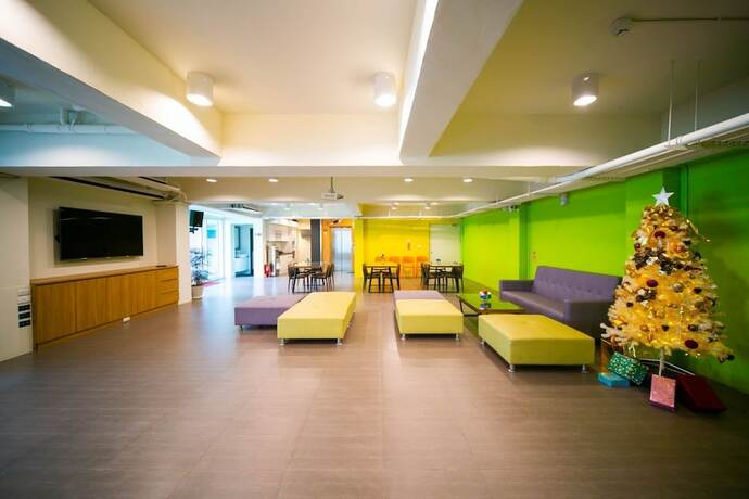 Imagen general del Hotel Travelers Plus - Hostel. Foto 1