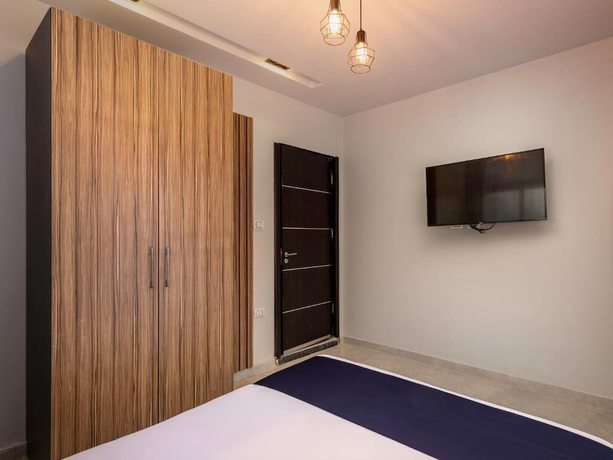 Imagen de la habitación del Hotel Travelholic Residence Golden Gates. Foto 6