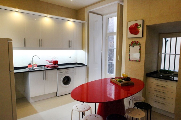 Imagen de la habitación del Hotel Traveling To Lisbon Chiado. Foto 7