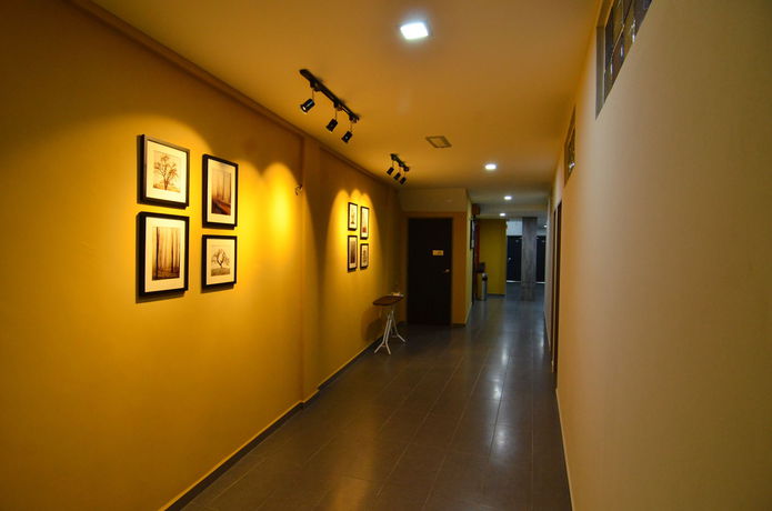 Imagen de los interiores del Hotel Travelland. Foto 4