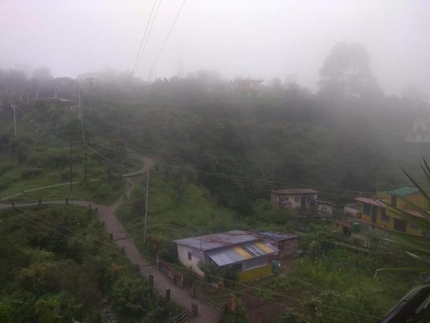 Imagen de los exteriores del Hotel Traveller Inn, Kumaon. Foto 14