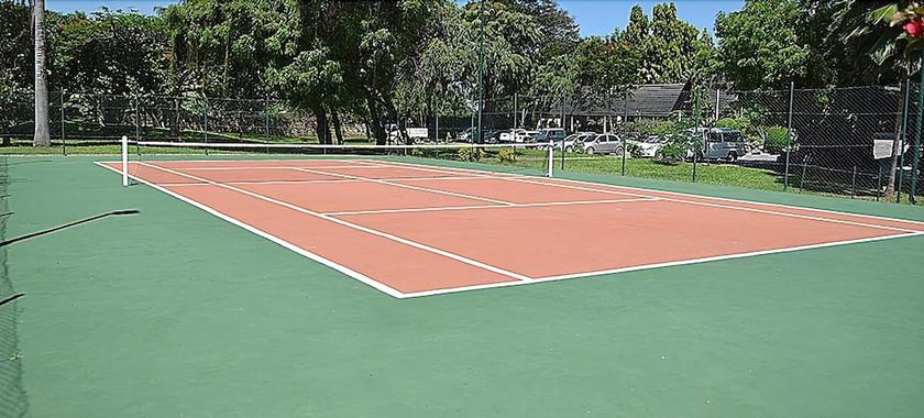 Imagen general del Hotel Travellers Beach And Club. Foto 5