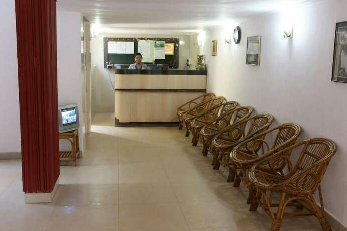 Imagen general del Hotel Travellers Inn. Foto 8