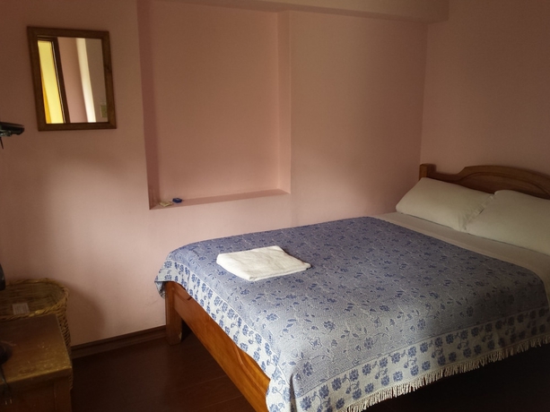 Imagen de la habitación del Hotel Travellers Inn, Quito. Foto 5