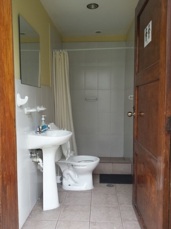 Imagen de la habitación del Hotel Travellers Inn, Quito. Foto 8