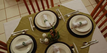 Imagen del bar/restaurante del Hotel Travellers Nest Guesthouse And Conference Centre. Foto 2