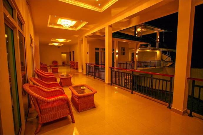 Imagen de los interiores del Hotel Travellers Nest, Kandy. Foto 20