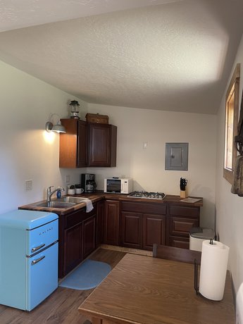 Imagen de la habitación del Hotel Travellers Rest Cabins and RV Park. Foto 7