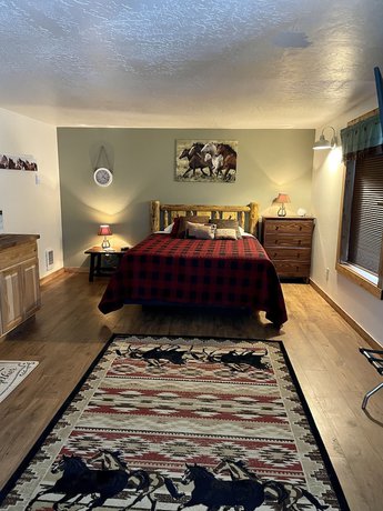 Imagen de la habitación del Hotel Travellers Rest Cabins and RV Park. Foto 9