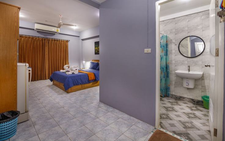 Imagen de la habitación del Hotel Travellers Rest, PATTAYA BEACH. Foto 15