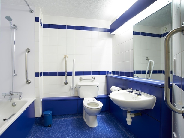 Imagen de la habitación del Hotel Travelodge Aberdeen Bucksburn. Foto 9