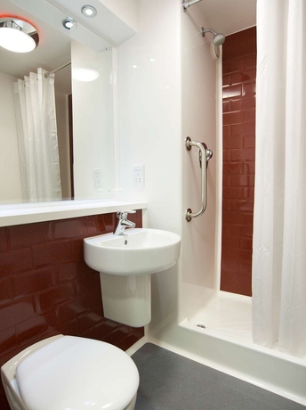 Imagen de la habitación del Hotel Travelodge Aberdeen Central Justice Mill Lane. Foto 10
