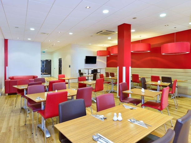Imagen del bar/restaurante del Hotel Travelodge Aberdeen Central Justice Mill Lane. Foto 3