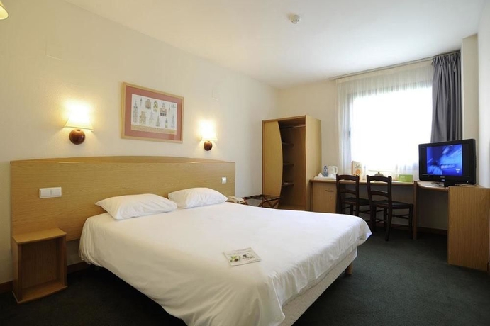 Imagen de la habitación del Hotel Travelodge Alicante Puerto. Foto 7