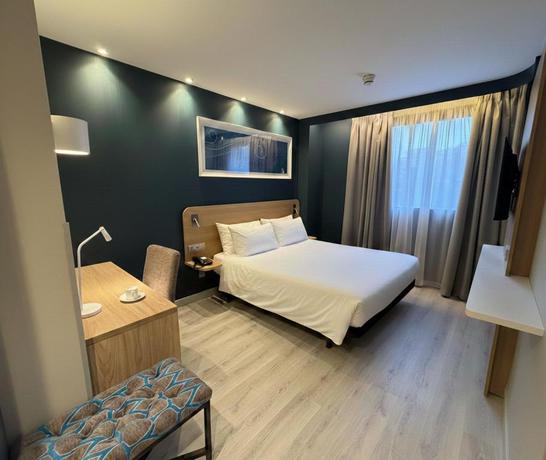 Imagen de la habitación del Hotel Travelodge Bilbao Sestao. Foto 7