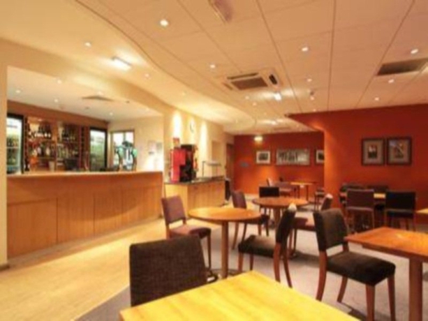 Imagen general del Hotel Travelodge Birmingham Central Broadway Plaza. Foto 3