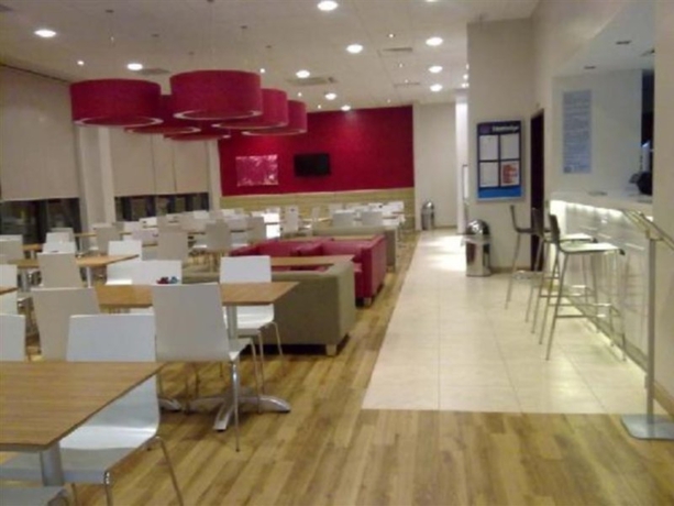 Imagen general del Hotel Travelodge Birmingham Central Bull Ring Hotel. Foto 2