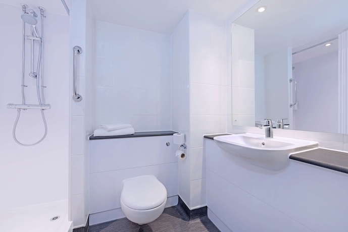 Imagen de la habitación del Hotel Travelodge Brighton Seafront. Foto 11