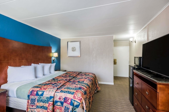 Imagen de la habitación del Hotel Travelodge By Wyndham Aberdeen. Foto 12