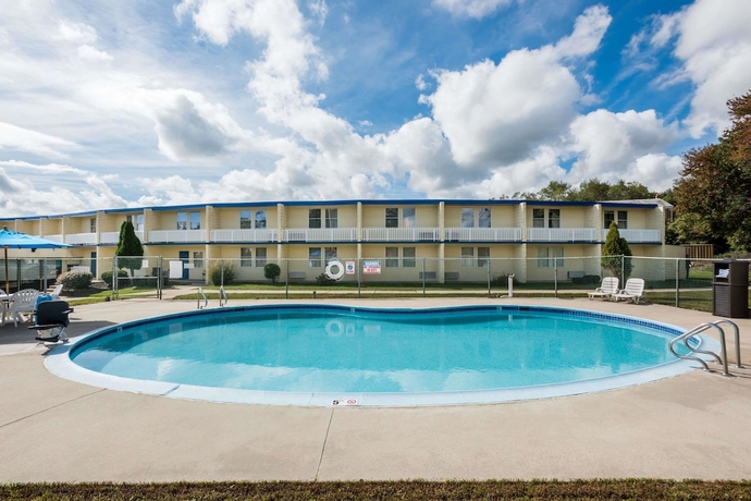 Imagen de la piscina del Hotel Travelodge By Wyndham Aberdeen. Foto 16