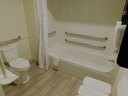 Imagen de la habitación del Hotel Travelodge By Wyndham Angels Camp Ca. Foto 14