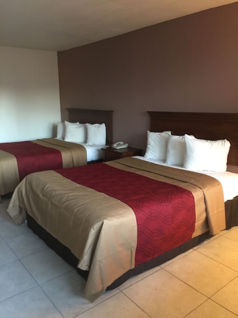 Imagen de la habitación del Hotel Travelodge By Wyndham Artesia. Foto 6