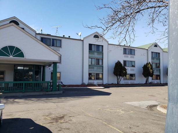 Imagen general del Hotel Travelodge By Wyndham Brooklyn Center. Foto 2