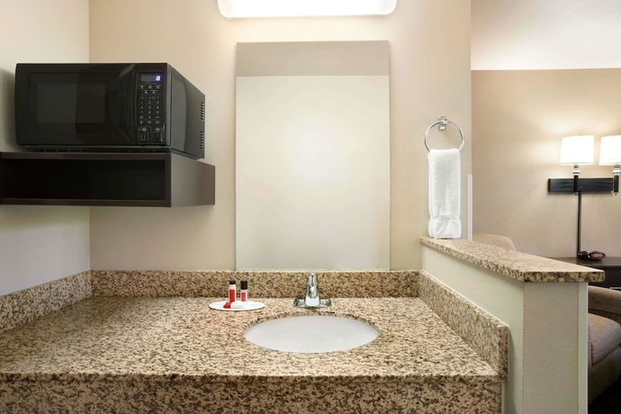 Imagen de la habitación del Hotel Travelodge By Wyndham Brunswick Near Frederick. Foto 13