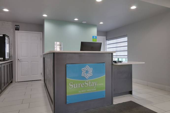 Imagen de los interiores del Hotel Travelodge By Wyndham Calhoun South I-75. Foto 19