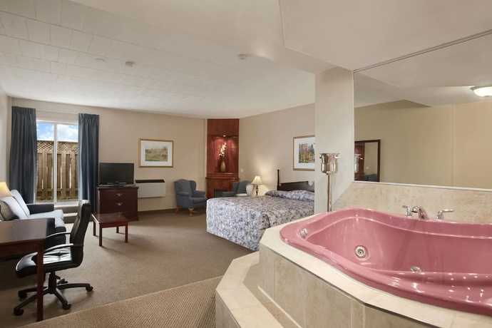 Imagen de la habitación del Hotel Travelodge By Wyndham Cambridge - Waterloo. Foto 12