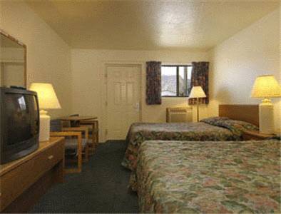 Imagen de la habitación del Hotel Travelodge By Wyndham Cedar City. Foto 3