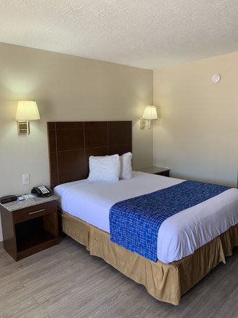 Imagen de la habitación del Hotel Travelodge By Wyndham Cedar City. Foto 6