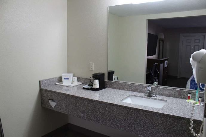 Imagen de la habitación del Hotel Travelodge By Wyndham Cedar City. Foto 10