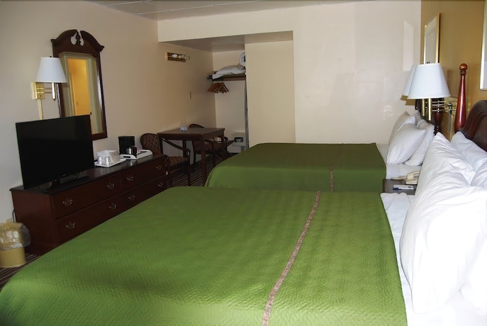 Imagen de la habitación del Hotel Travelodge By Wyndham Chambersburg. Foto 7