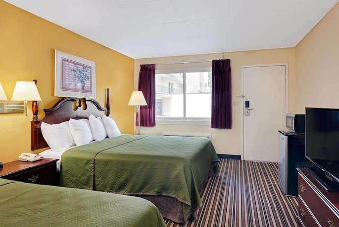 Imagen de la habitación del Hotel Travelodge By Wyndham Chambersburg. Foto 13