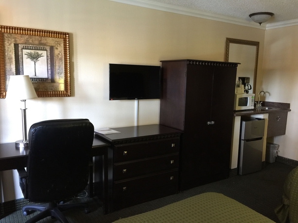 Imagen de la habitación del Hotel Travelodge By Wyndham Chatsworth. Foto 12