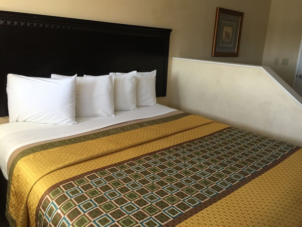 Imagen de la habitación del Hotel Travelodge By Wyndham Chatsworth. Foto 13