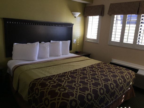 Imagen de la habitación del Hotel Travelodge By Wyndham Chatsworth. Foto 15