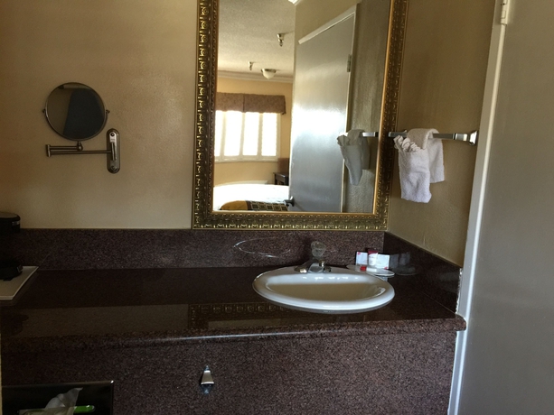 Imagen de la habitación del Hotel Travelodge By Wyndham Chatsworth. Foto 16