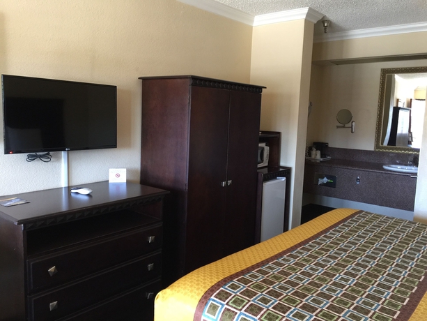 Imagen de la habitación del Hotel Travelodge By Wyndham Chatsworth. Foto 17