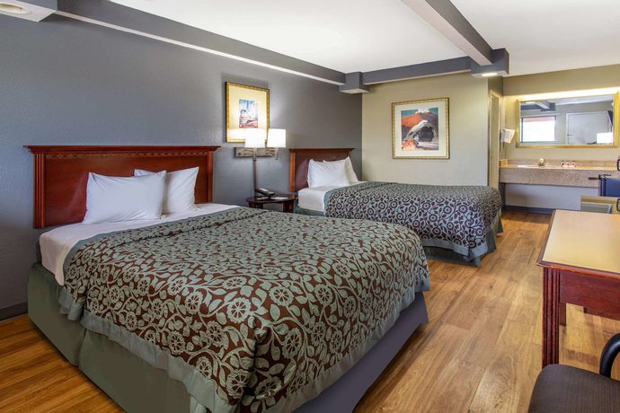 Imagen de la habitación del Hotel Travelodge By Wyndham Chicago - South Holland. Foto 5