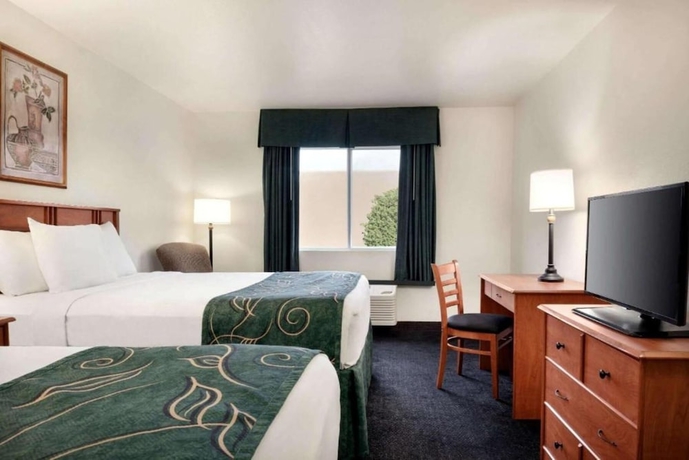 Imagen de la habitación del Hotel Travelodge By Wyndham Clinton Valley West Court. Foto 4