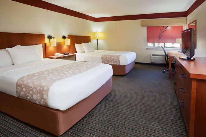 Imagen de la habitación del Hotel Travelodge By Wyndham Columbus State University. Foto 9